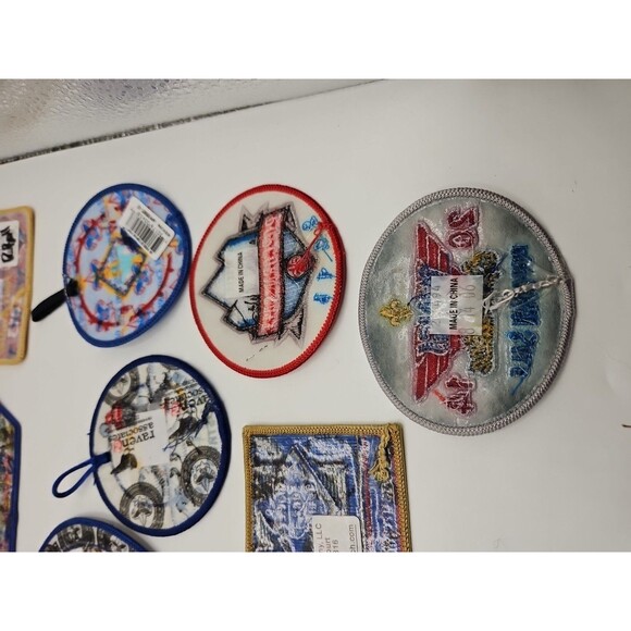 Lot Of 13 Boy/cub Scout Patches 2013-2015 - Picture 15 of 16